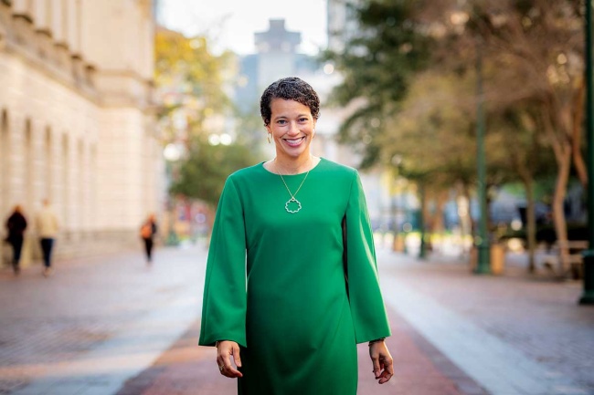 Portrait of Mónica Lebrón in New Orleans