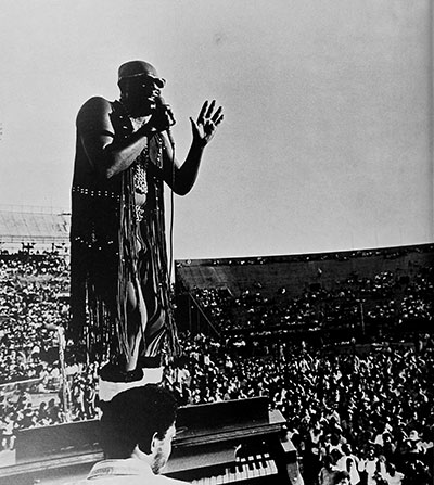 Isaac Hayes at Tulane Stadium Oct. 24, 1970