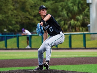 Michael Fowler throws a pitch 